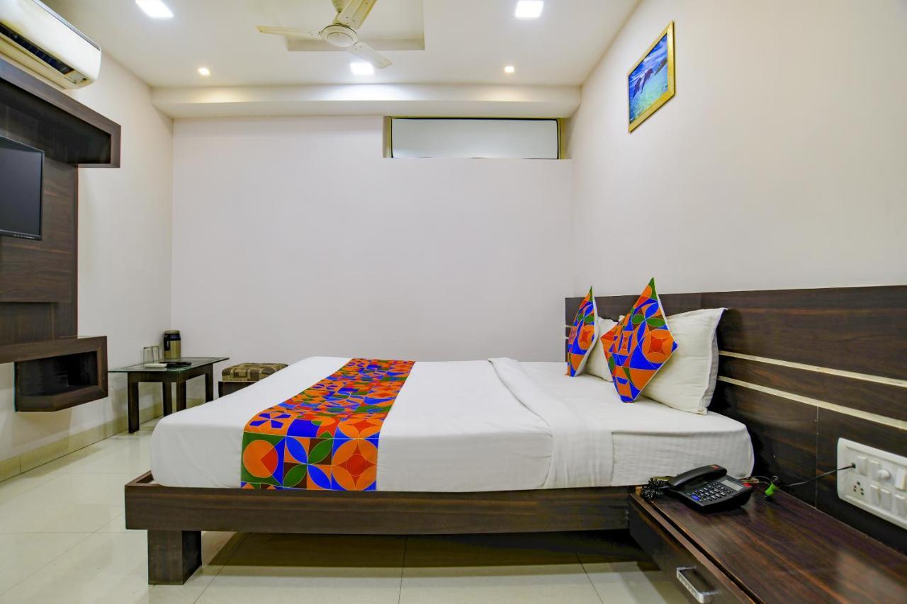 Fabhotel Grand Raj Indore Esterno foto